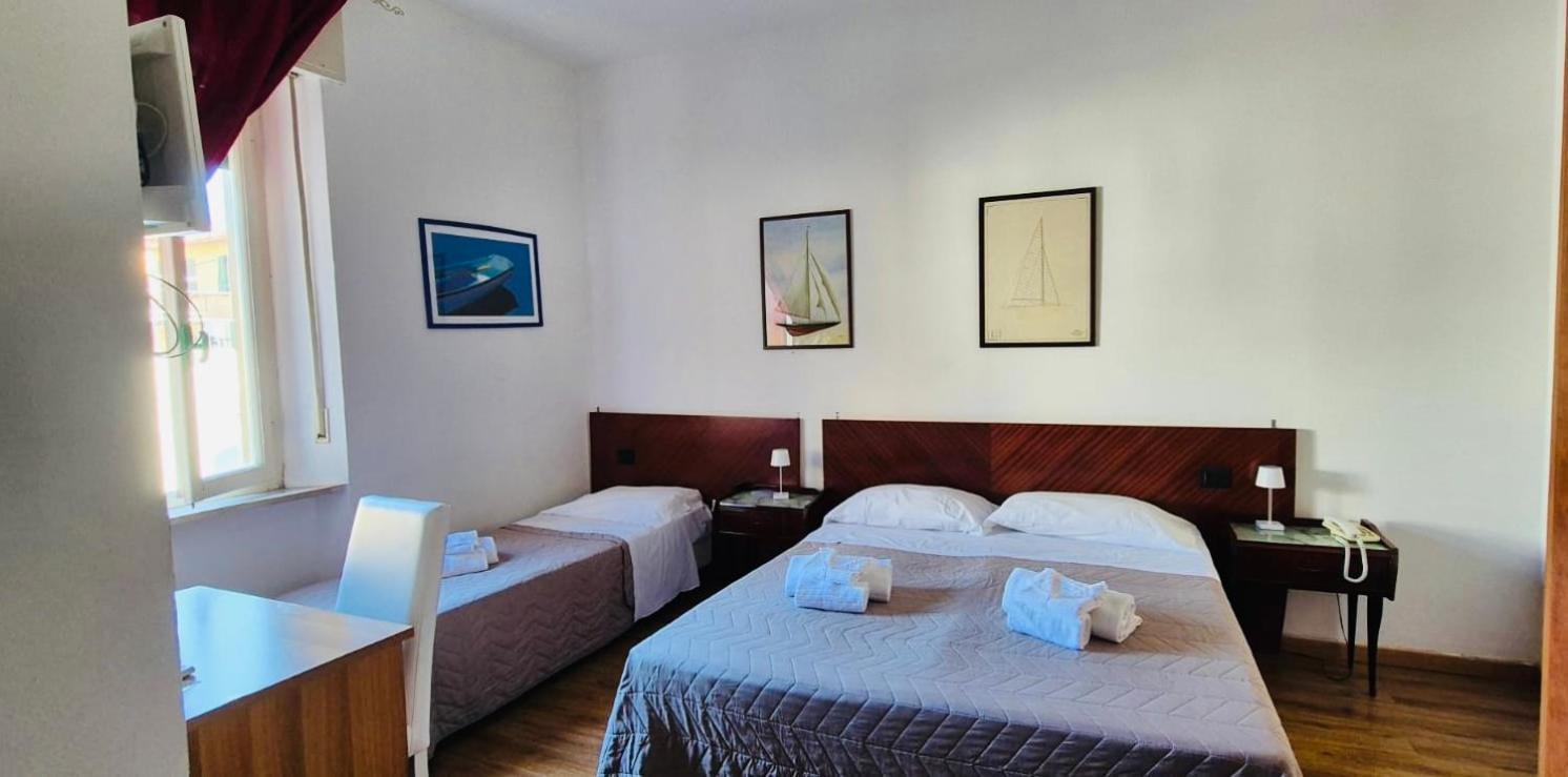 Ariston Hotel