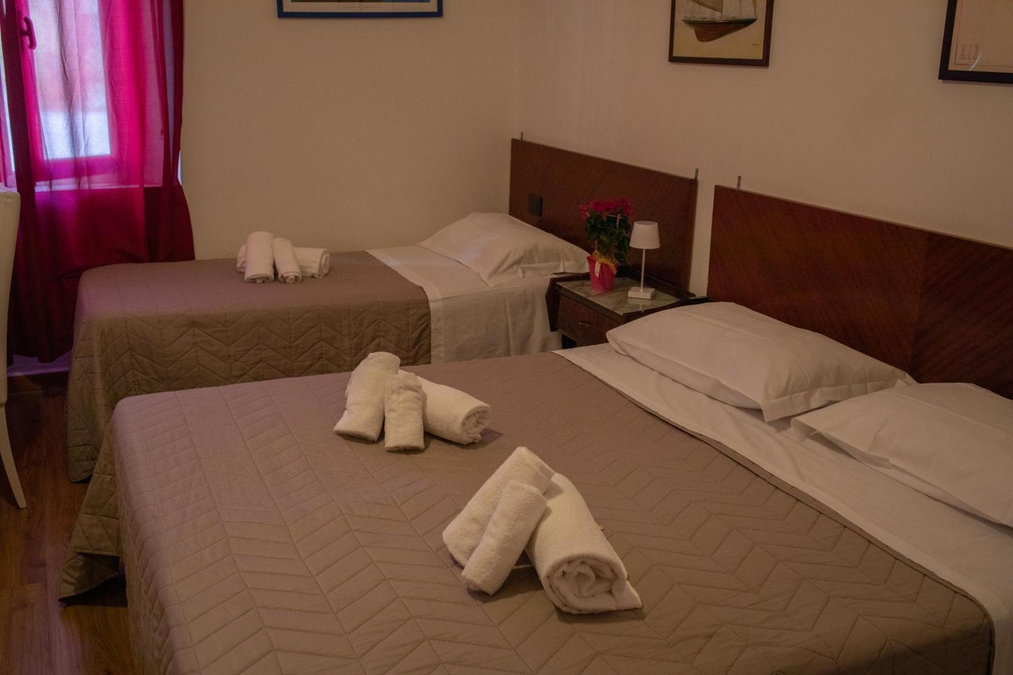 Ariston Hotel